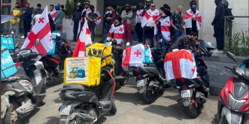 კურიერები