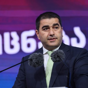 შალვა პაპუაშვილი