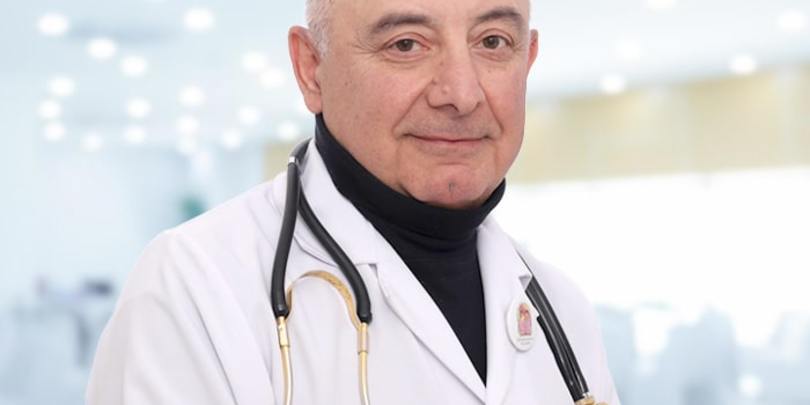 გიორგი ჩახუნაშვილი