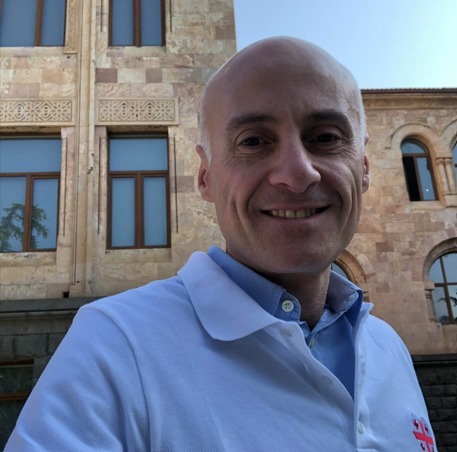 ნიკა შურღაია