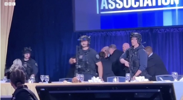 დონალდ ტრამპის ევაკუაცია